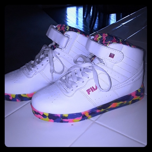 shoes like fila disruptor 2